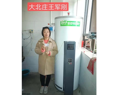 住户家中电采暖炉安装